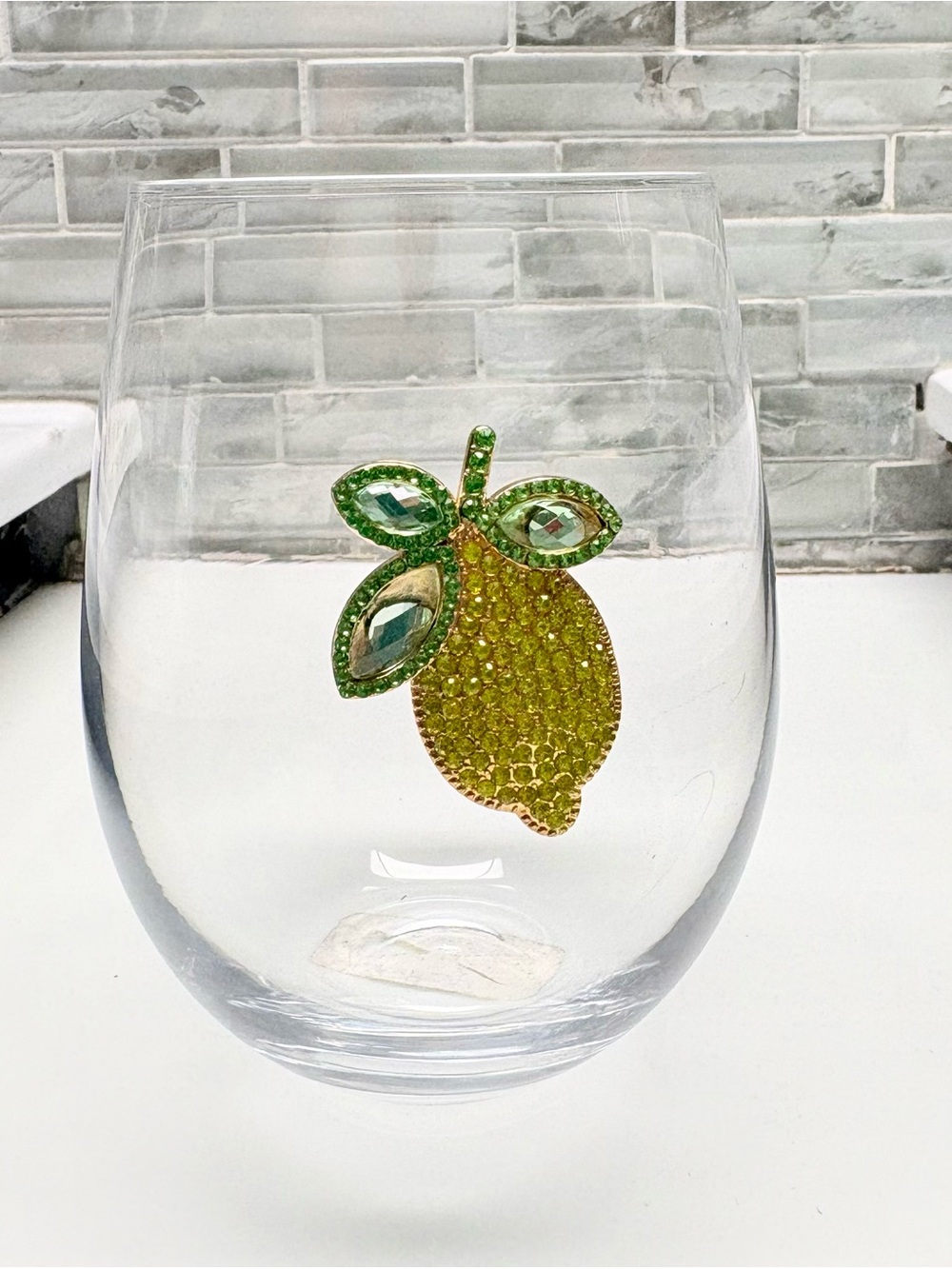 Rachel Zoe Lemon Jeweled
Rhinestone Stemless Wine
Glass